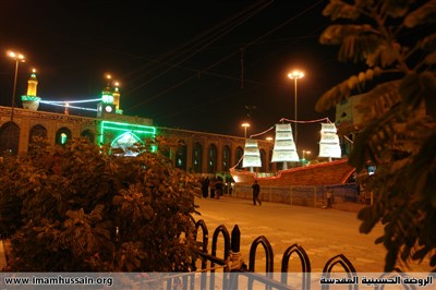 نمای بیرونی از حرم امام حسین (ع)